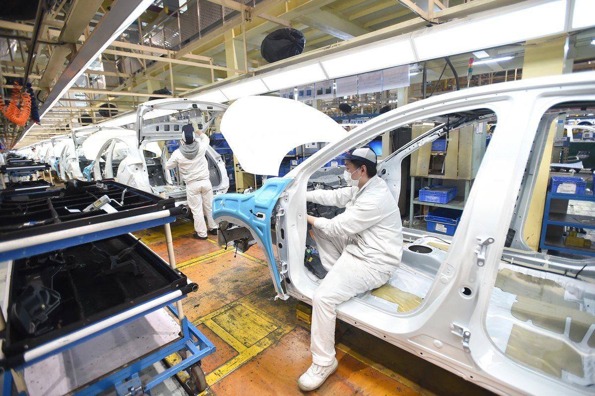 اسئتناف تصنيع السيارات في مدينة ووهان الصينية بؤرة انتشار كورونا 1