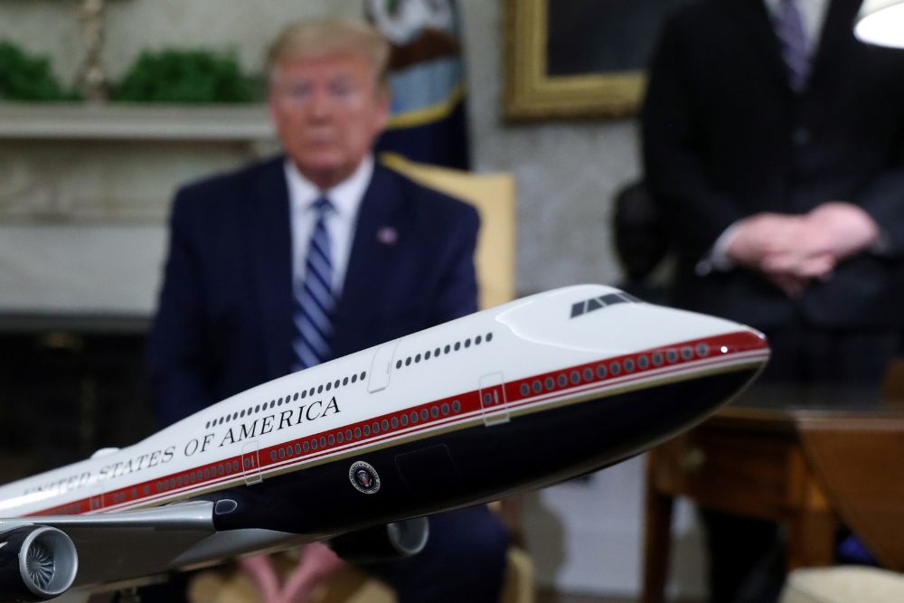 حقائق لا تعرفها عن الطائرة الرئاسية الأمريكية