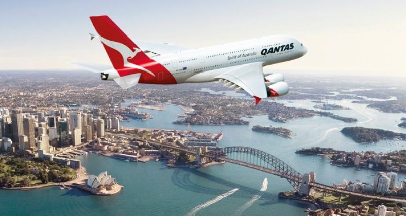 “صورة” طائرة استرالية تخالف اجراءات السلامة والتباعد الاجتماعي