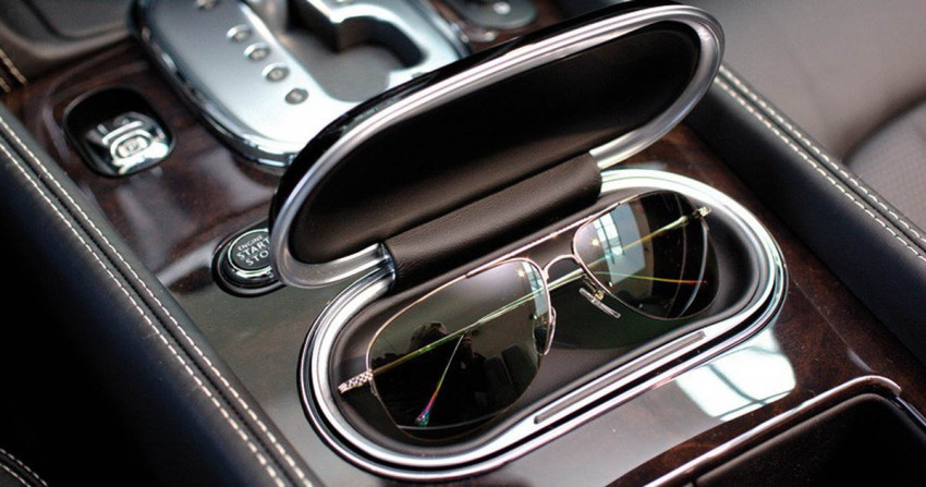 نظارات شمسية من بنتلي ومايباخ سعرها يفوق السيارات الفاخرة!