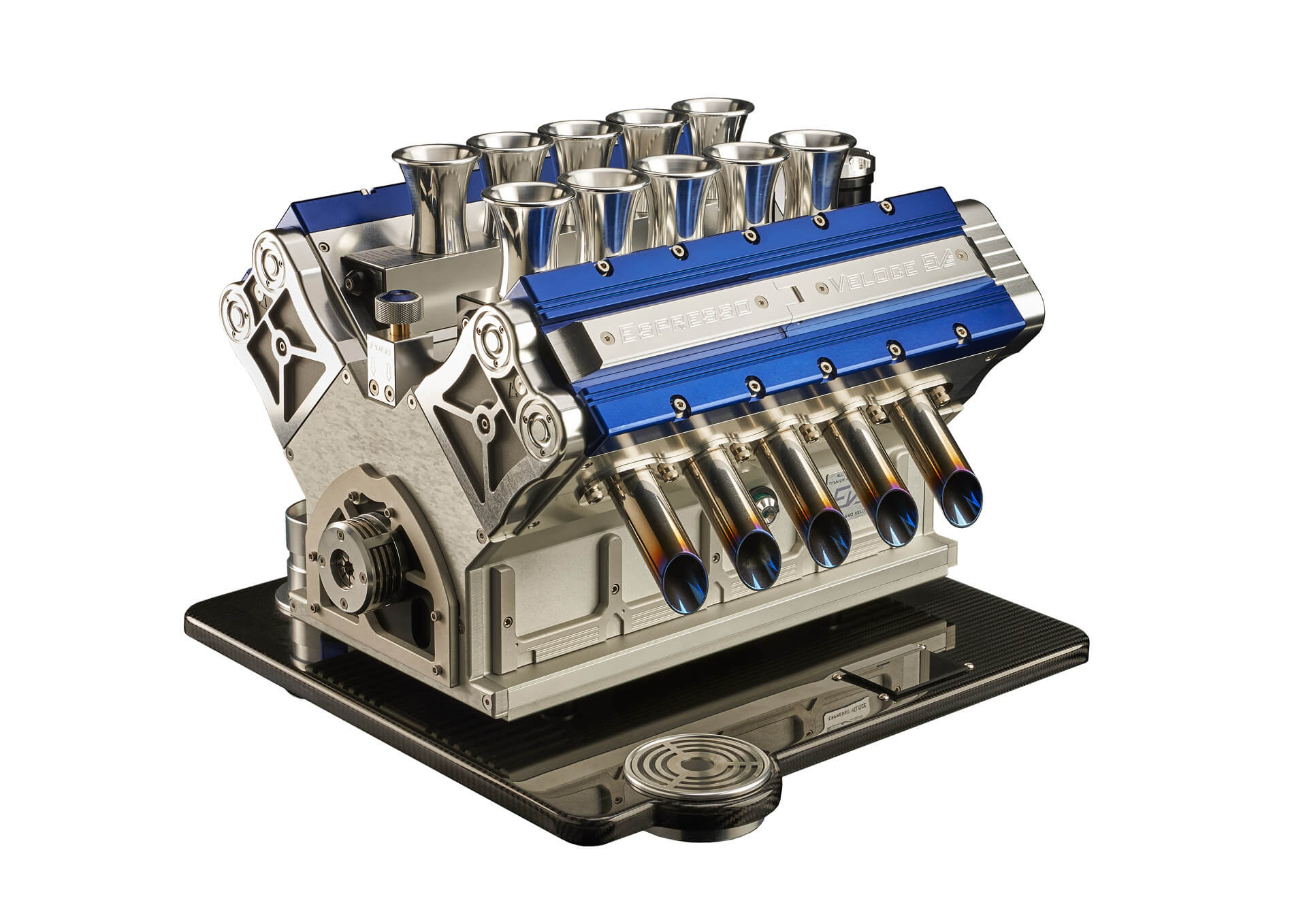 آلة صناعة قهوة على شكل محرك فورمولا 1 بسعر سيارة!