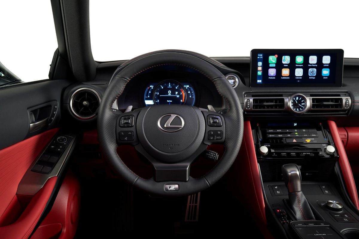 مواصفات لكزس آي إس 2021 فيس ليفت وأبرز المعلومات Lexus IS 21