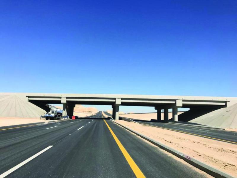 10 مشاريع طرق وجسور وتقاطعات بالأحساء بتكلفة 920 مليون ريال