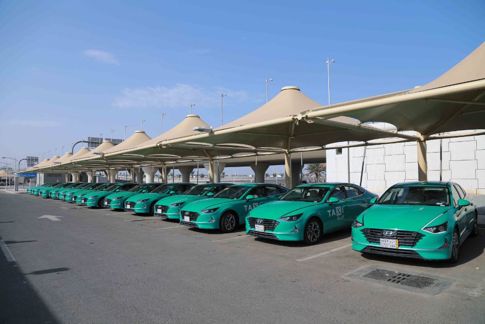 شركة الصفوة تطلق التاكسي الأخضر في جدة بمطار الملك عبد العزيز بالتعاون مع المجدوعي هيونداي 4