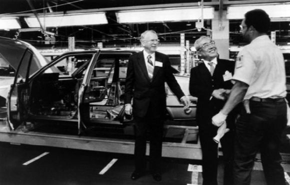 "بالصور" قصة مصنع تويوتا وجنرال موتورز الذي اشترته تيسلا 8