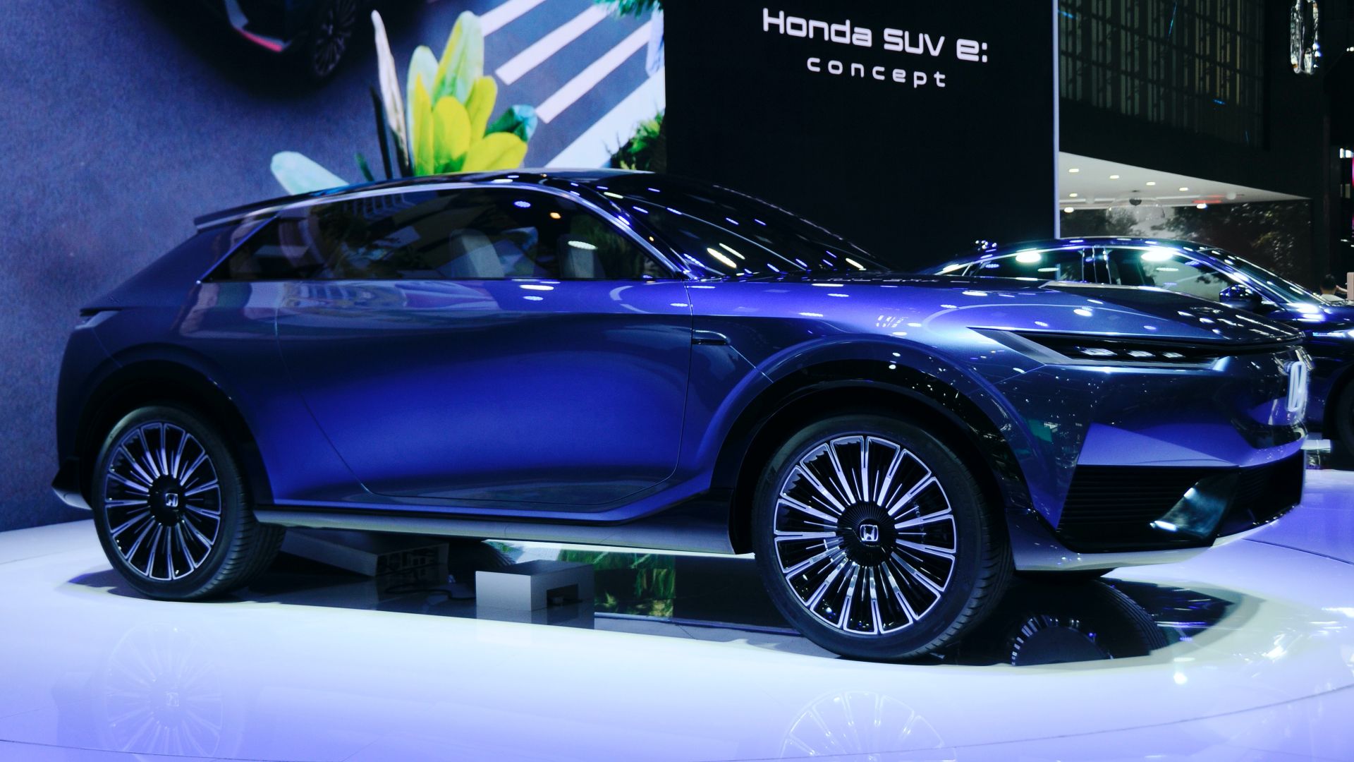 هوندا E SUV الكهربائية تكشف نفسها في معرض بكين 2
