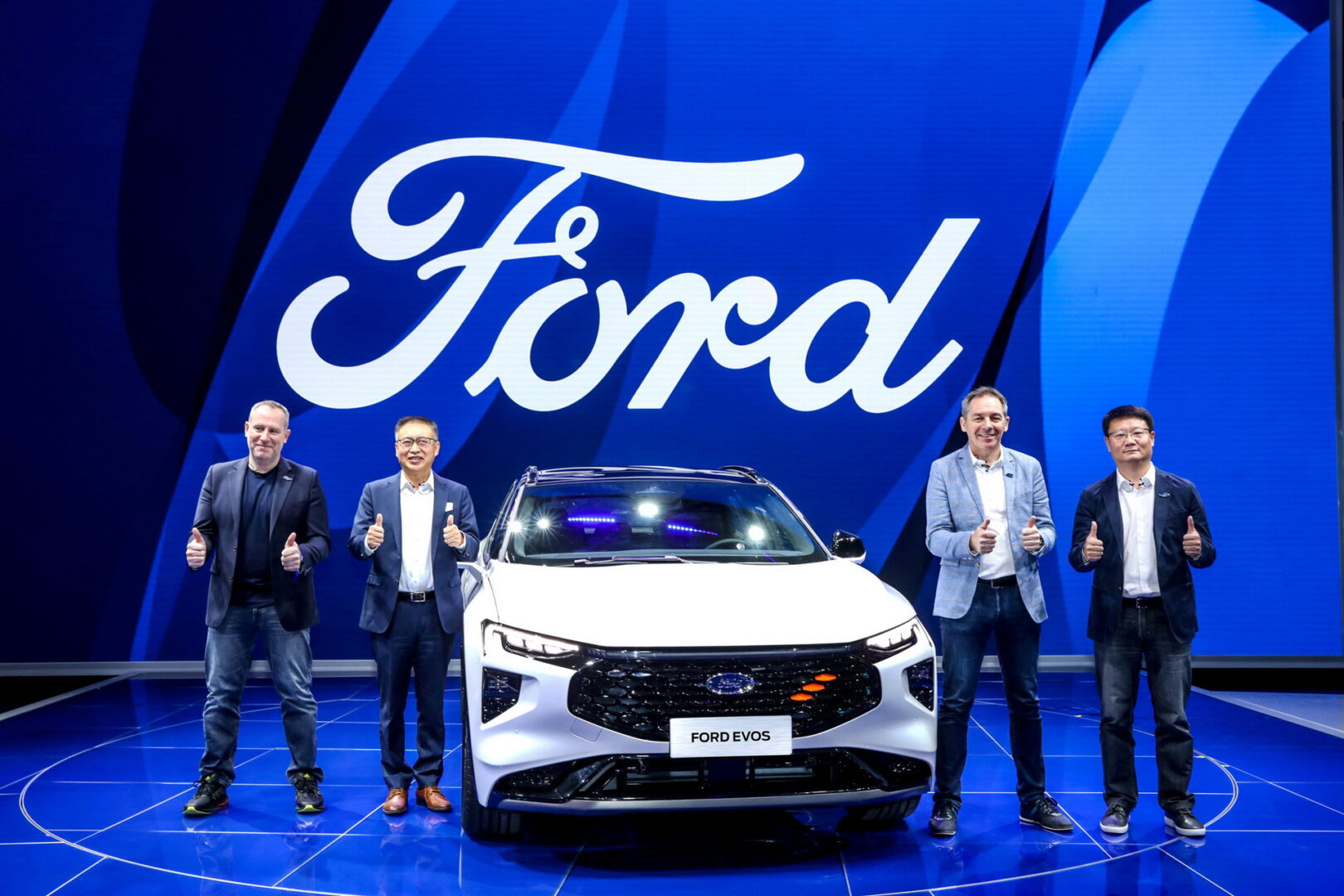 فورد تكشف رسمياً عن إيفوس 2021 بمعرض شنغهاي للسيارات 4