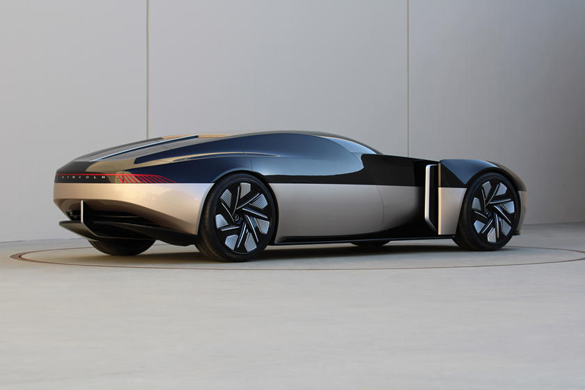 لينكون تكشف عن سيارة اختبارية تعكس مستقبل العلامة في عام 2040 5