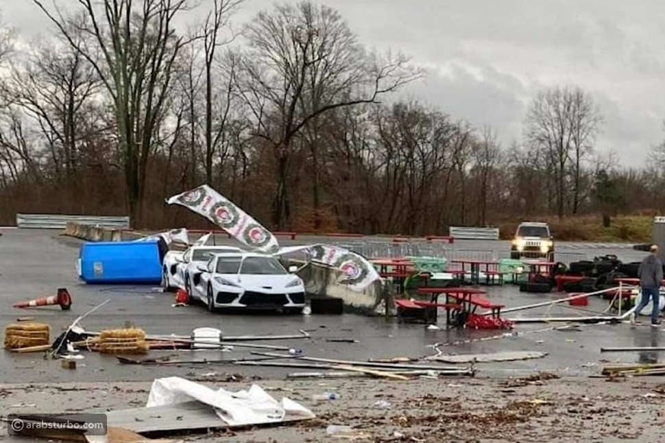 120 سيارة كورفيت C8 تضررت بسبب إعصار! 2