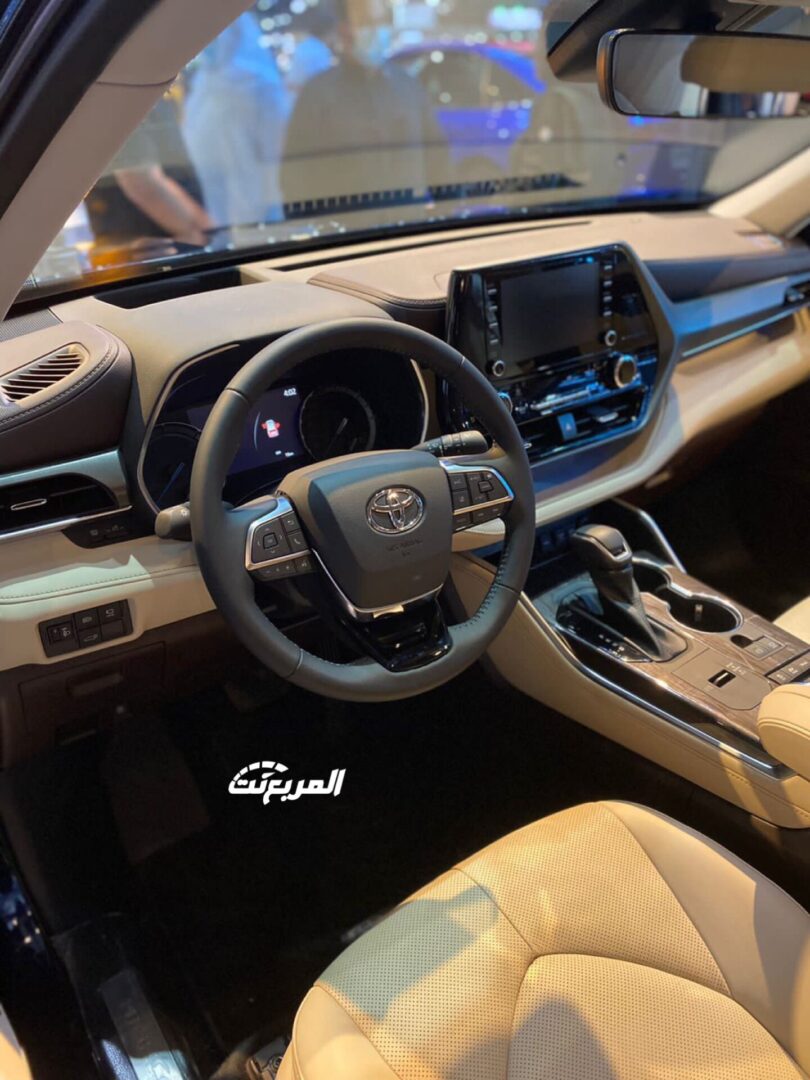 سيارات «تويوتا عبداللطيف جميل» في معرض جدة الدولي للسيارات 2021 94
