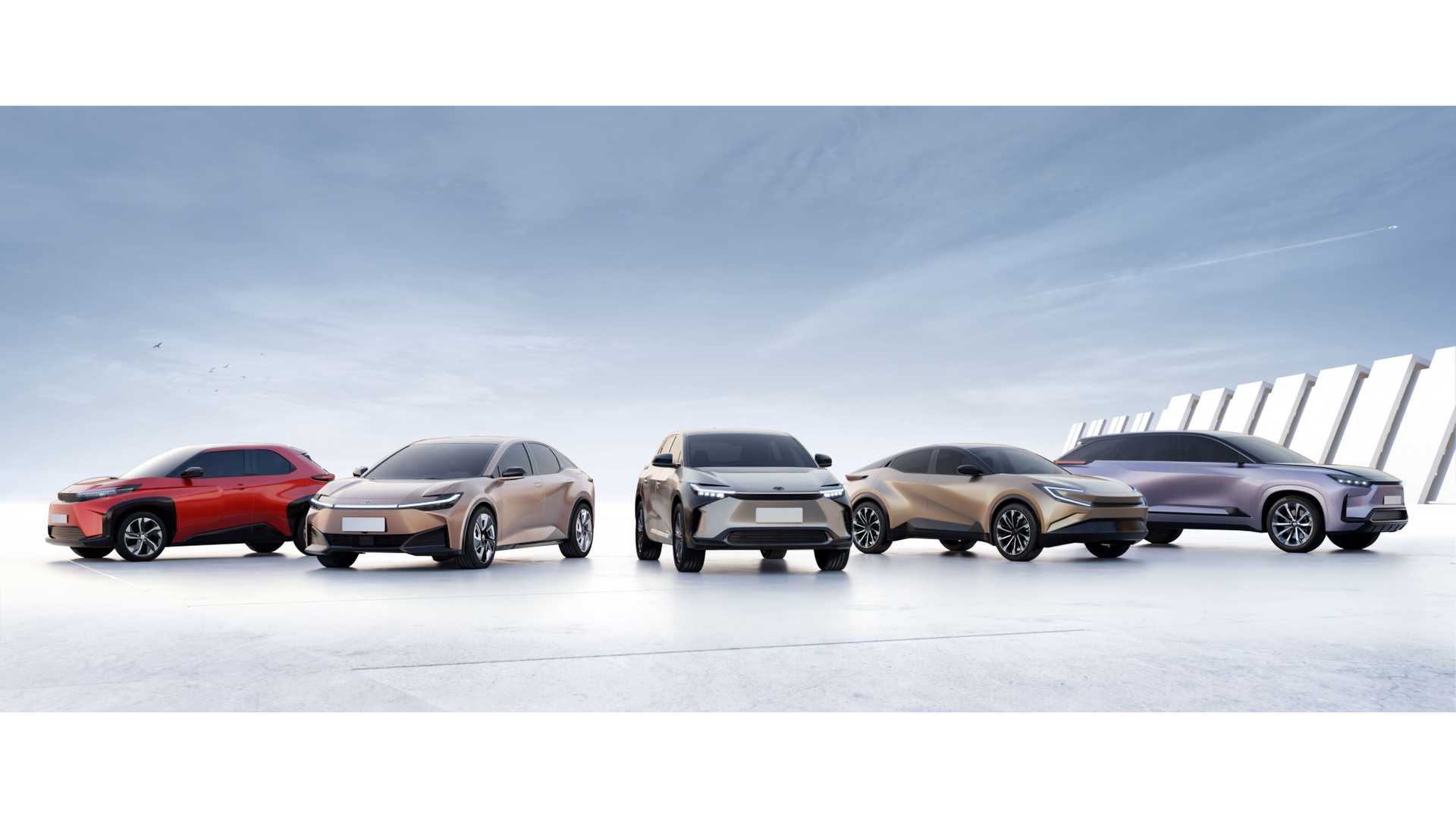 تويوتا تكشف عن 16 سيارة كهربائية جديدة SUV وسيدان وبيك أب! 8