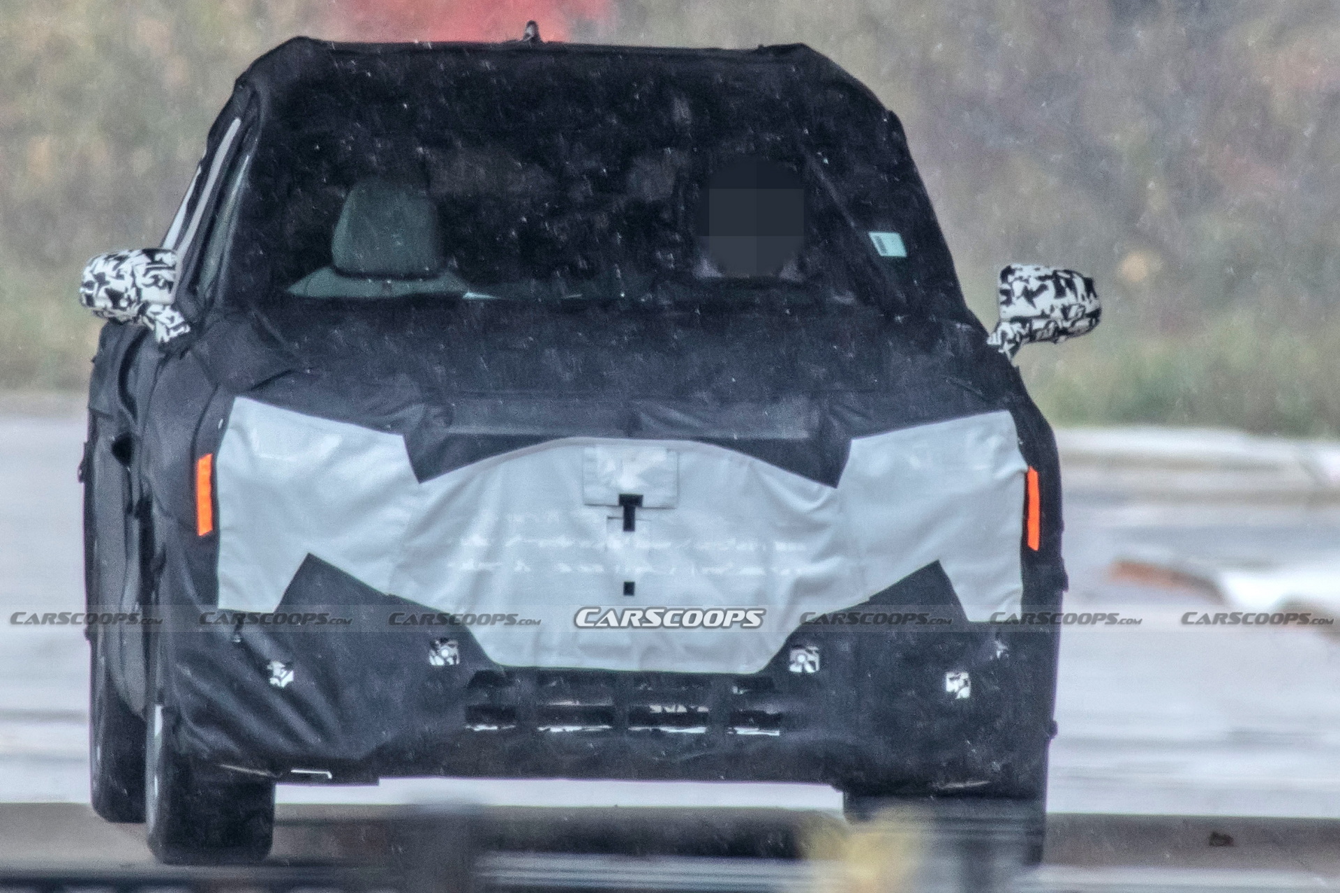 تويوتا جراند هايلاندر SUV الجديدة تظهر أثناء تجوالها في أمريكا لأول مرة 11