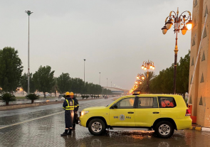 نصائح “الدفاع المدني” لقائدي السيارات عند هطول الأمطار 