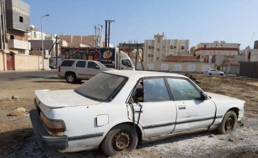 "أمانة الرياض" تعلن إزالة أكثر من 18 ألف سيارة مهملة وتالفة 16