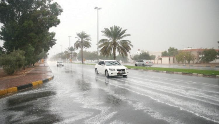 "أمن الطرق" يوجه 4 إرشادات للسائقين عند هطول الأمطار 8