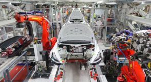 المكسيك تعقد صفقة مع تيسلا لبناء مصنع ضخم للسيارات الكهربائية 1