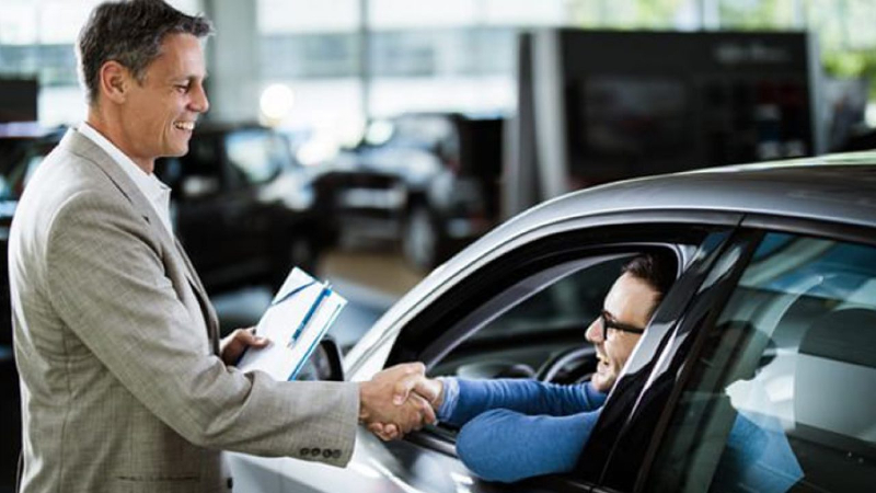 بيع وشراء السيارات بالإنترنت مع 4 نصائح للحصول على أفضل سعر