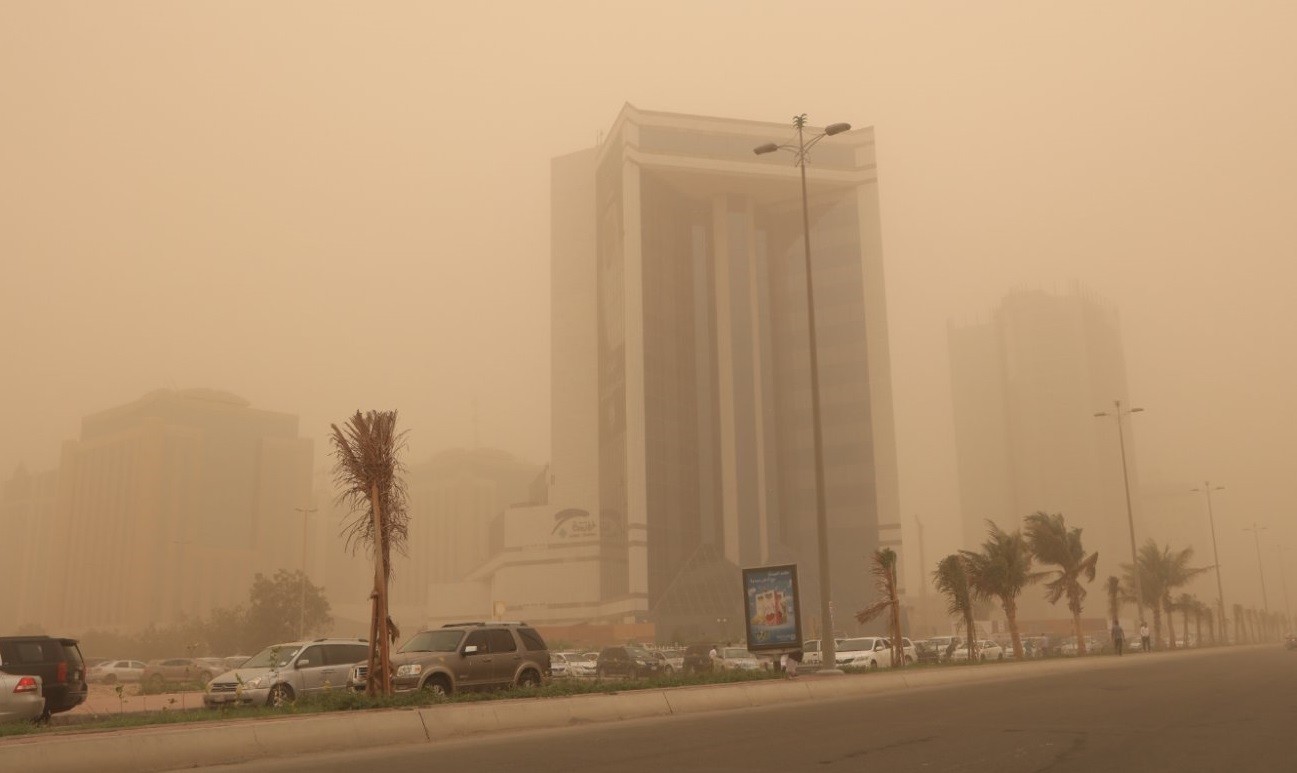 القيادة أثناء العواصف الرملية في السعودية : نصائح هامة 2