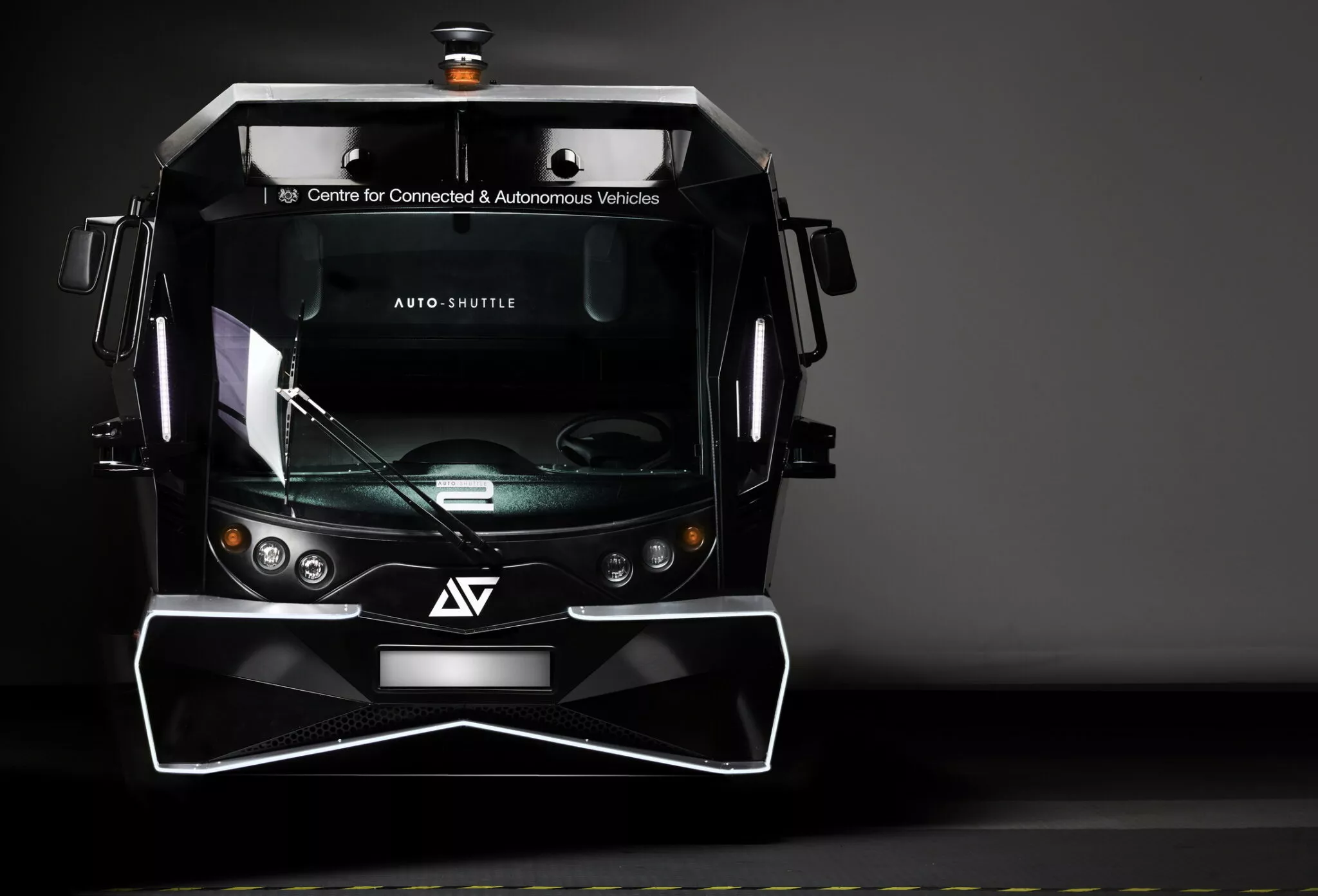 انطلاق تجارب الباصات البريطانية ذاتية القيادة في الطرق الأوروبية بتصميم ملفت للأنظار 4