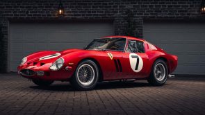 فيراري 250 GTO تكسر الرقم القياسي لأغلى سيارة فيراري في التاريخ