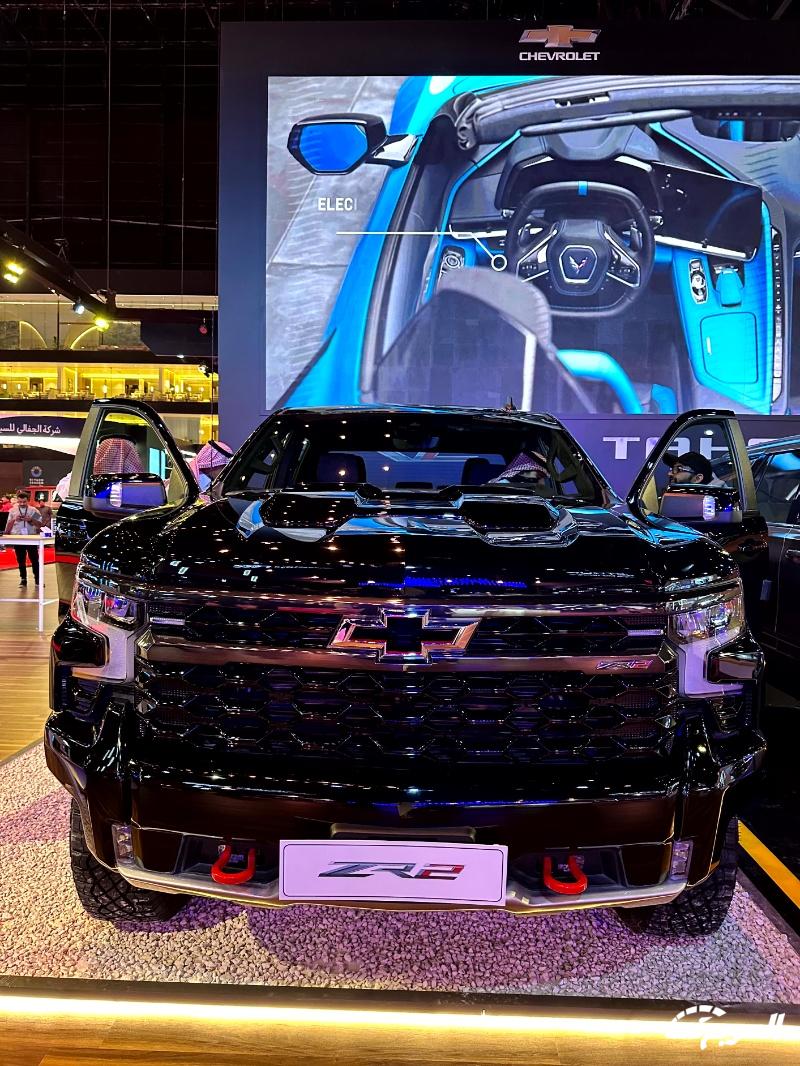 جنرال موتورز في معرض الرياض تكشف عن همر EV بيك اب و SUV استعدادا للإطلاق في السوق السعودي 75