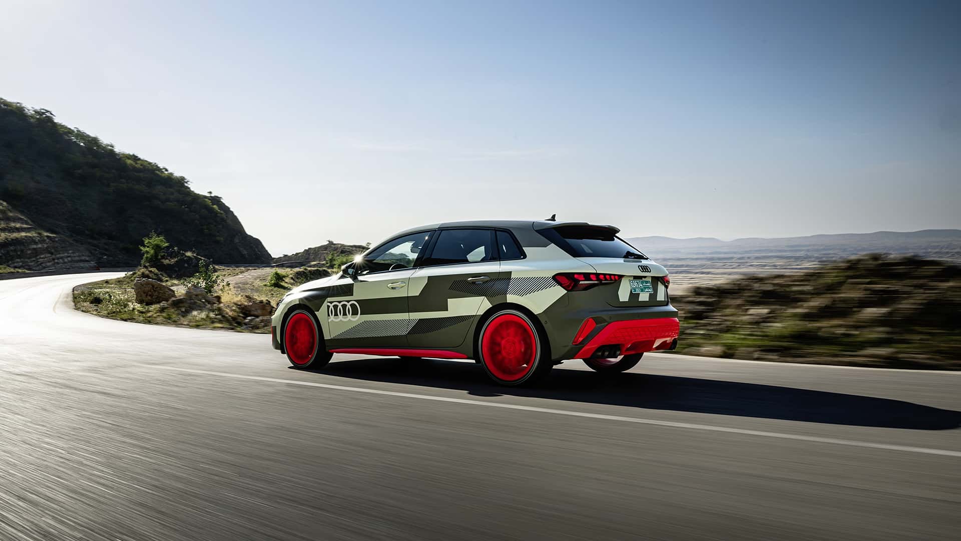 اودي تكشف أول صور لسيارة S3 سيدان فيس ليفت الجديدة بمحرك أقوى وخارجية أكثر رشاقة 23