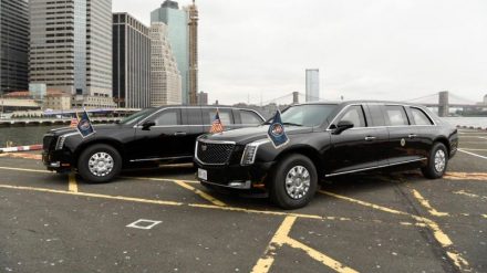 سيارة الرئاسة الأمريكية The Beast ليموزين مُصفحة بسعر 1.9 مليون دولار.. حكايات في عالم السيارات