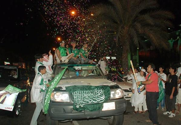 “مرور الرياض” يقوم باستئجار سيارات لرصد مخالفات اليوم الوطني!