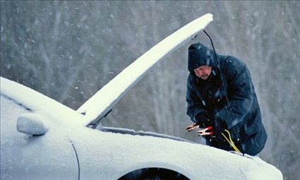 “مهم” شاهد كيف تقوم بتجهيز سيارتك في الشتاء لتجنب المشاكل والحوادث