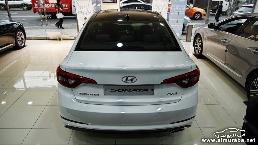 Hyundai-Sonata-2015-19