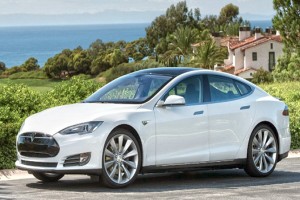 “تقرير” سيارة تسلا اس الجديدة تنال رضا المستهلكين Tesla Model S