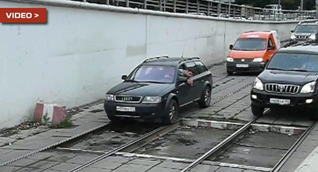 “بالفيديو” سيارات تسير على قضبان القطار في مدينة موسكو!