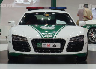 “بالصور” سيارات شرطة دبي الأروع على الاطلاق في العالم Dubai Police