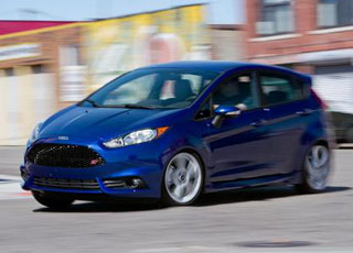 فورد فيستا 2014 اس تي “المطورة” صور واسعار ومواصفات Ford Fiesta 2014