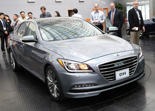 هيونداي جينيسيس 2015 سيدان الجديدة كلياً “مواصفات وصور” Hyundai Genesis