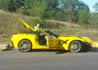 "صورة" حادث تصادم جديد لشيفرولية سيتنجري 2014 الجديدة Corvette Stingray 2