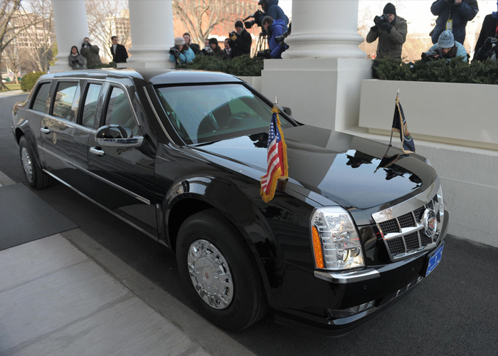 “بالصور” شاهد سيارة الرئيس الروسي “بوتين” زيل وسيارة الرئيس الامريكي “اوباما”