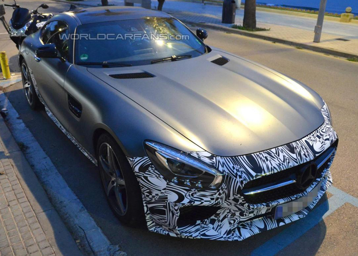 “صور تجسسية” أول إصدار معدل من مرسيدس 2015 الجديدة Mercedes-AMG GT Edition