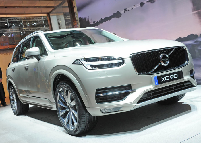 فولفو XC90 2015 الجديدة تكشف نفسها رسمياً “صور ومواصفات” Volvo XC90