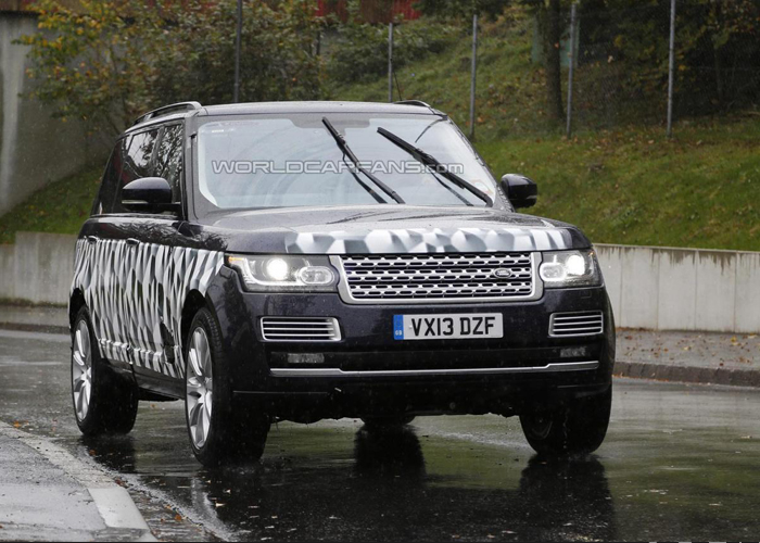 “صور تجسسية” رنج روفر بقاعدة عجلات طويلة SVR بقوة 550 حصاناً Range Rover LWB