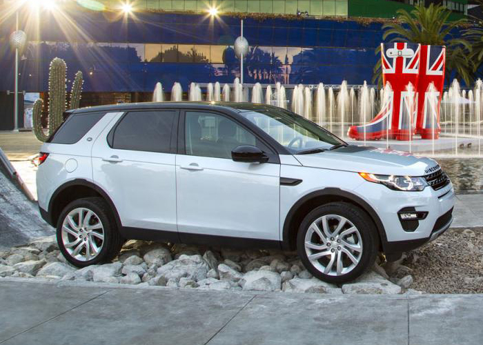 لاند روفر تكشف عن مواصفات "ديسكفري 2015" الرياضية الجديدة Land Rover Discovery 5