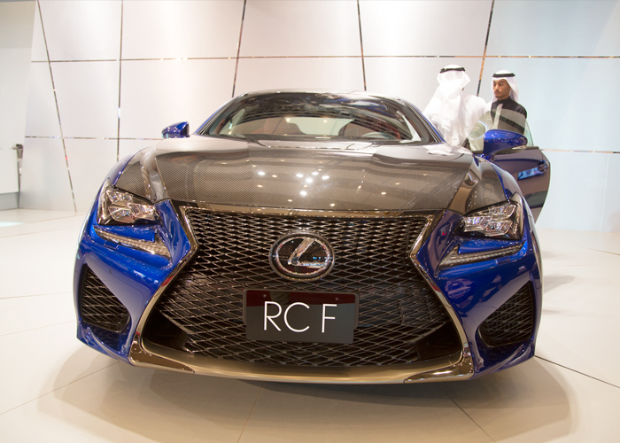 لكزس ار سي اف 2015 الجديدة كلياً “تقرير وصور وفيديو ومواصفات واسعار” Lexus RC F