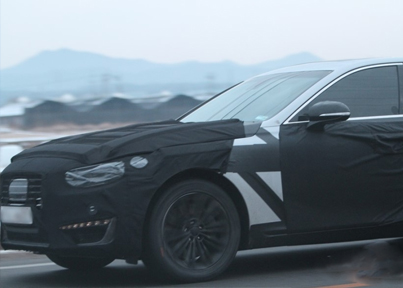 "بالصور" هيونداي ايكوس 2016 "سنتنيتال" بشكلها الجديد كلياً خلال اول ظهور لها Hyundai Equus 5
