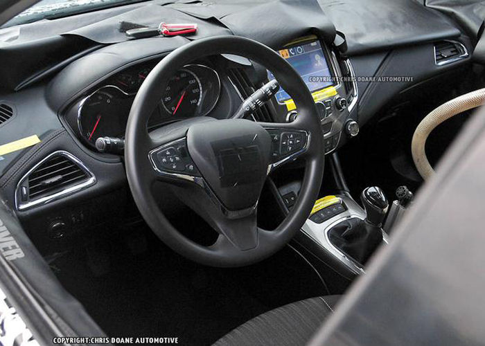 صور مسربه لسيارة شفروليه كروز 2016 الجديدة كلياً Chevrolet Cruze 3