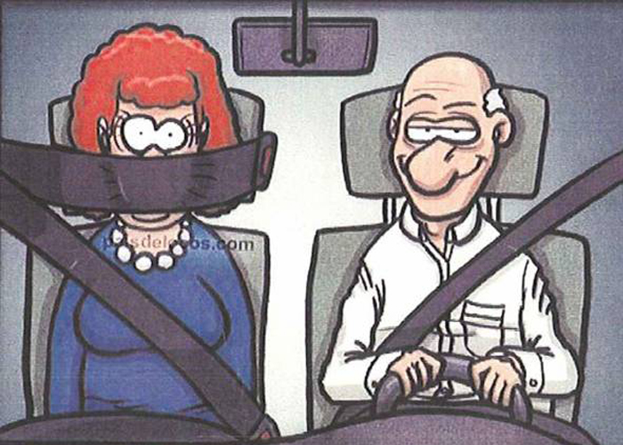 “دراسة تؤكد”: جلوس الزوجة بجانب زوجها اثناء القيادة يزيد احتمال وقوع الحوادث