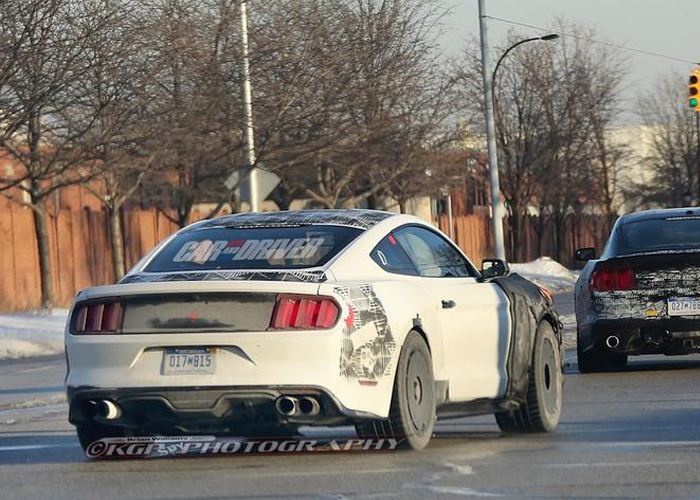 فورد موستنج 2016 شلبي جي تي 500 الجديدة من الداخل Mustang Shelby GT500