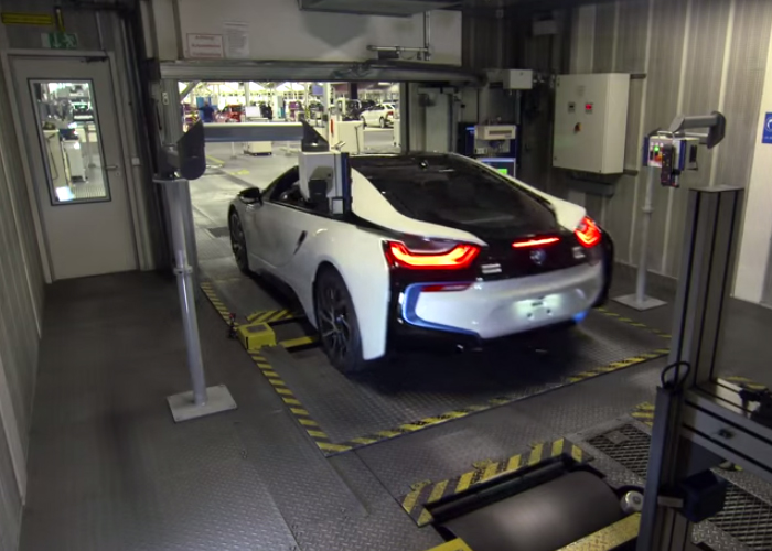 "فيديو" بي ام دابليو I8 خلال اختبارها في مصانع المانيا BMW i8 1