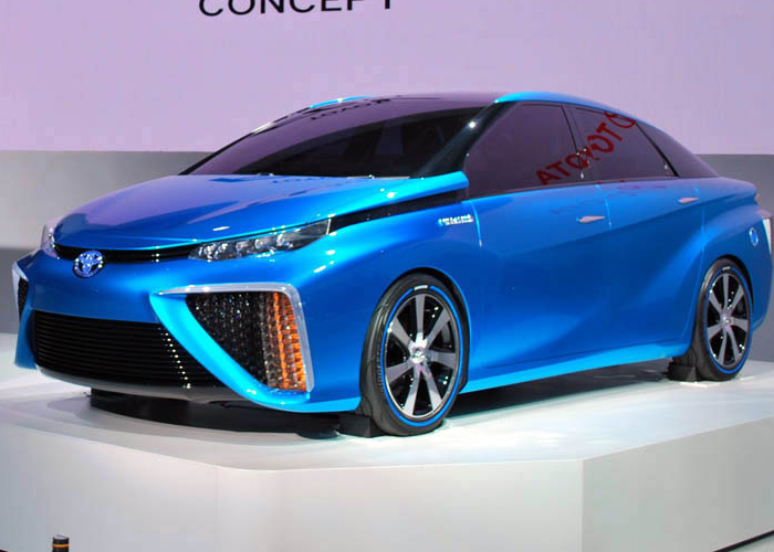 تويوتا تبدأ إنتاج سيارتها الهيدروجينية الجديدة في ديسمبر المقبل Toyota FCV