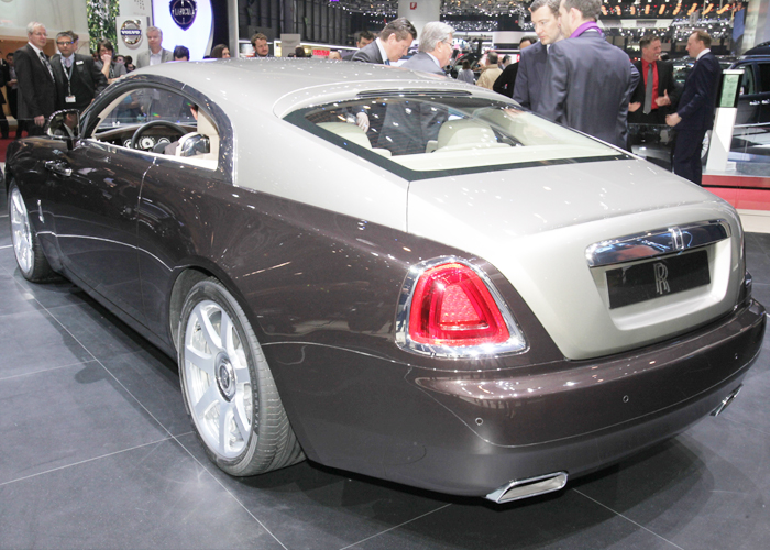 اسعار ومواصفات رولز رويس رايث 2014 في دول الخليج Rolls-Royce Wraith