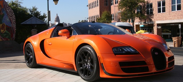 سيارة بوجاتي فيرون Bugatti Veyron تتحول الى "سيارة المشاكل" على صاحبها 1